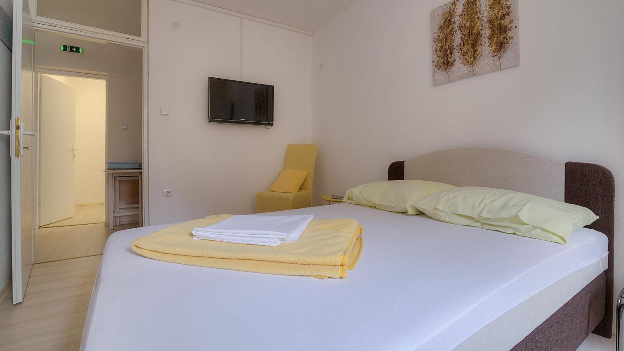 Apartments&Rooms Josephine Senj  Buitenkant foto